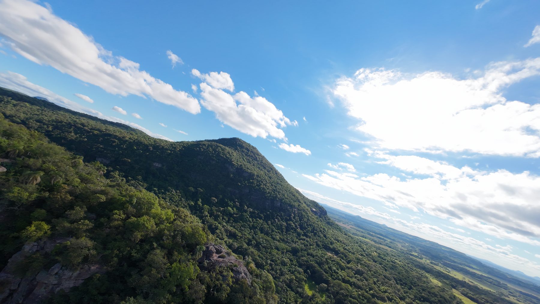 Foto con dron de una propiedad en venta en Paraguay